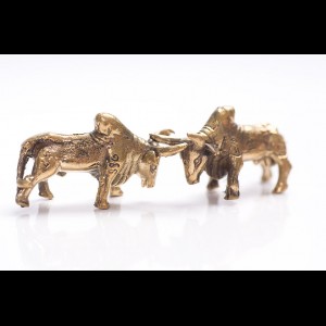 Petites statuettes (yaks, crocodiles, &eacute;l&eacute;phants)