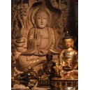 Statue du Bouddha Shakyamuni en m&eacute;diation sous l'arbre de la boddhi